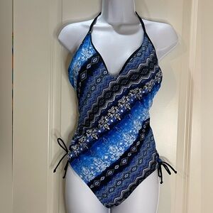 Swimsuits For All One Piece Halter Black and Blue Size 8 NWT